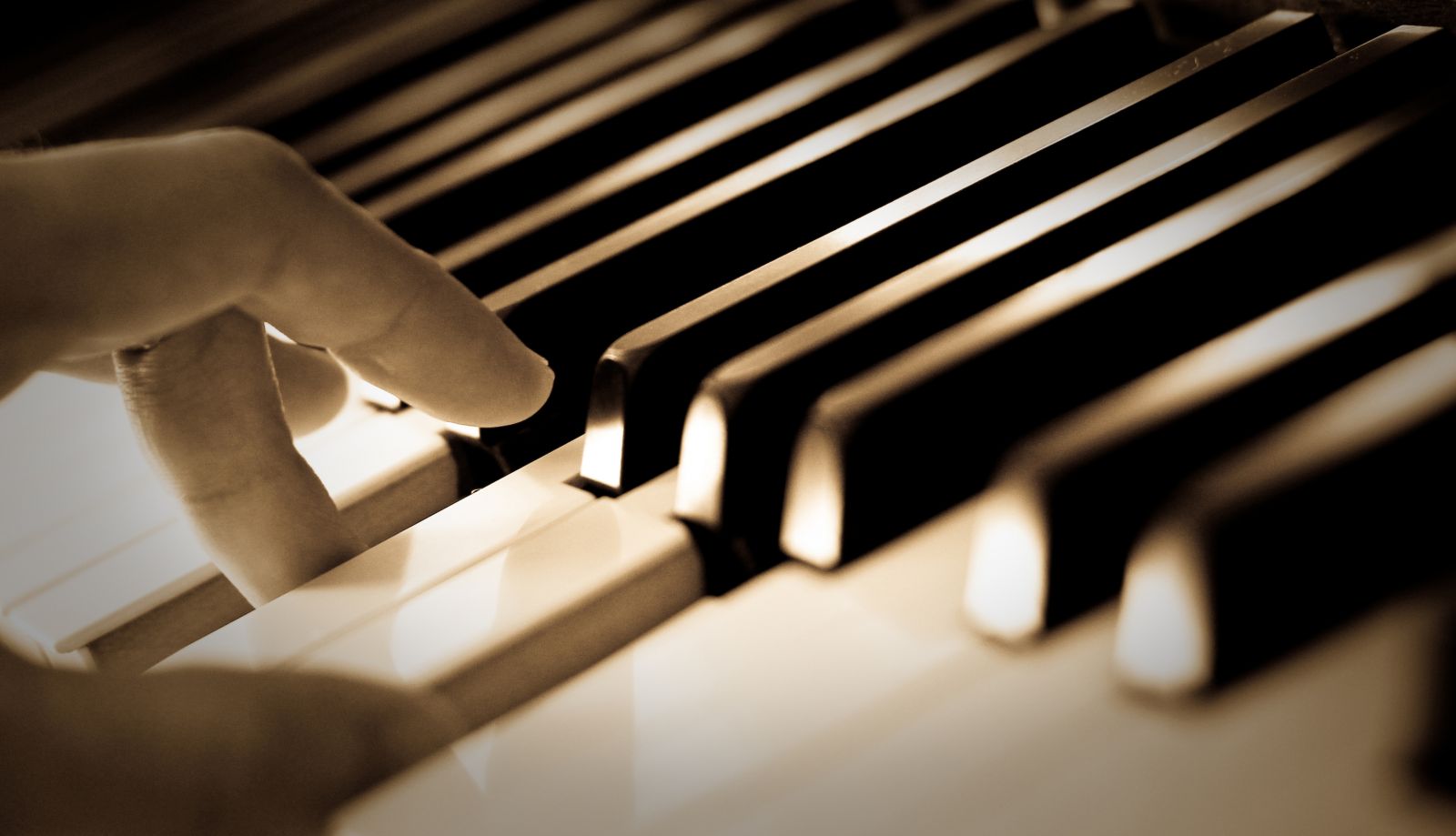 NHẬN DẠY KÈM PIANO NÂNG CAO TẠI NHÀ